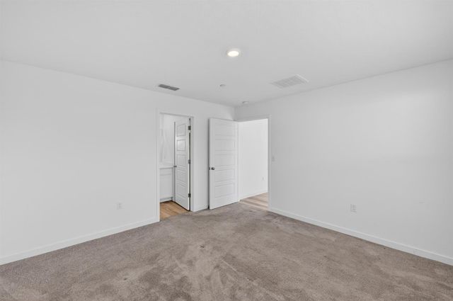 7478 Chadbourne Way, Sacramento, CA 95829