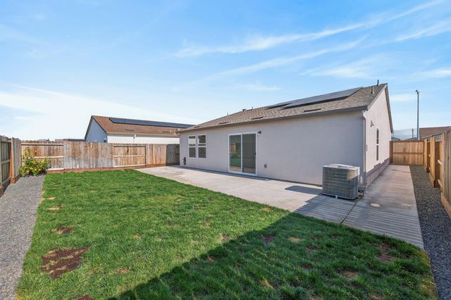 7478 Chadbourne Way, Sacramento, CA 95829