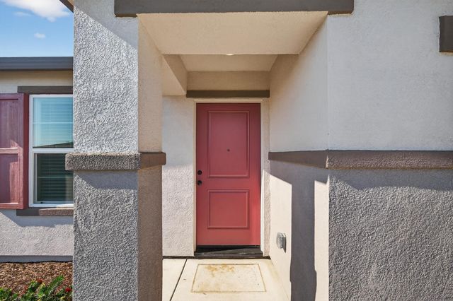 7478 Chadbourne Way, Sacramento, CA 95829