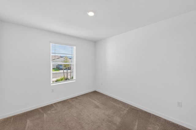 7478 Chadbourne Way, Sacramento, CA 95829