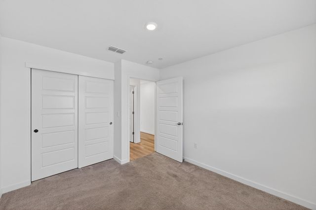 7478 Chadbourne Way, Sacramento, CA 95829