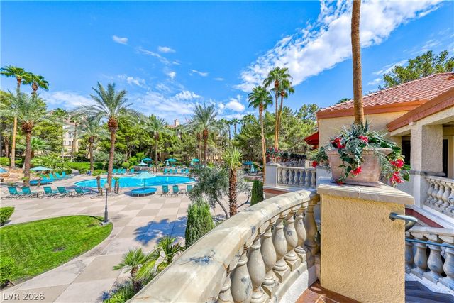 210 FLAMINGO Road 302, Las Vegas, NV 89169