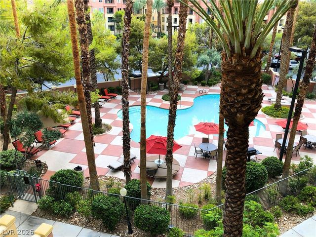210 FLAMINGO Road 302, Las Vegas, NV 89169