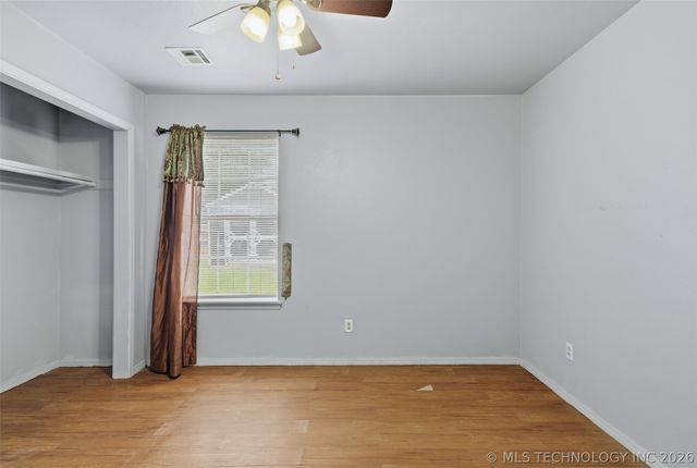 323 W Cypress Street, Coweta, OK 74429
