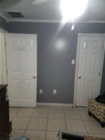 3302 Gladwyne Lane, La Porte, TX 77571