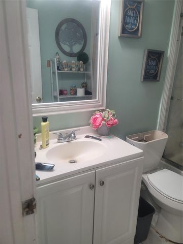 3302 Gladwyne Lane, La Porte, TX 77571