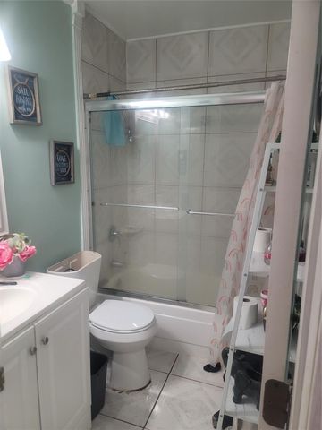 3302 Gladwyne Lane, La Porte, TX 77571