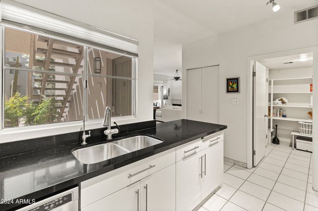 11333 N 92ND Street 1021, Scottsdale, AZ 85260