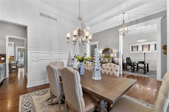 16421 BARTON Street, Overland Park, KS 66062