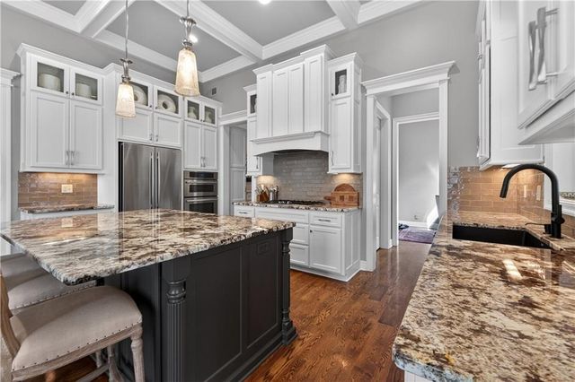 16421 BARTON Street, Overland Park, KS 66062