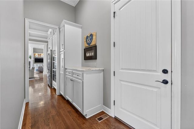 16421 BARTON Street, Overland Park, KS 66062