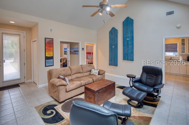 37 Sorrelwood Ln, Bluffton, SC 29910