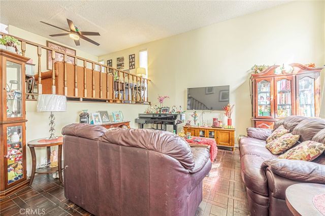 21901 Lassen Street 155, Chatsworth, CA 91311