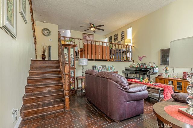 21901 Lassen Street 155, Chatsworth, CA 91311