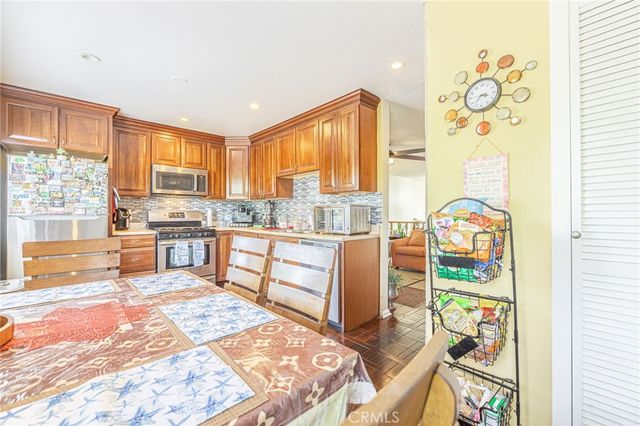 21901 Lassen Street 155, Chatsworth, CA 91311
