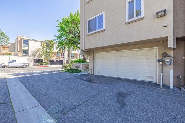 21901 Lassen Street 155, Chatsworth, CA 91311