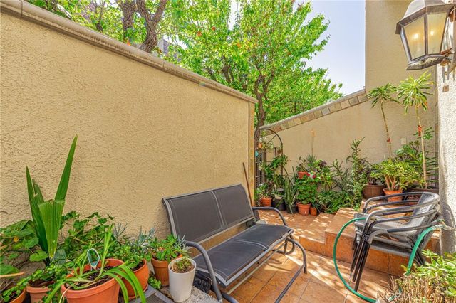 21901 Lassen Street 155, Chatsworth, CA 91311