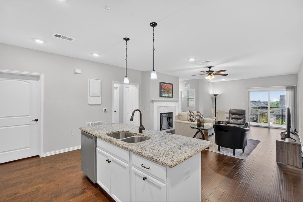 651 N Watters Road 5305, Allen, TX 75013