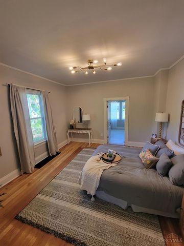 103 W Sharon Road, Glendale, OH 45246