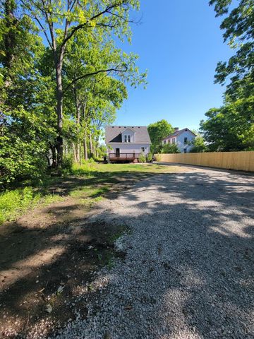 103 W Sharon Road, Glendale, OH 45246
