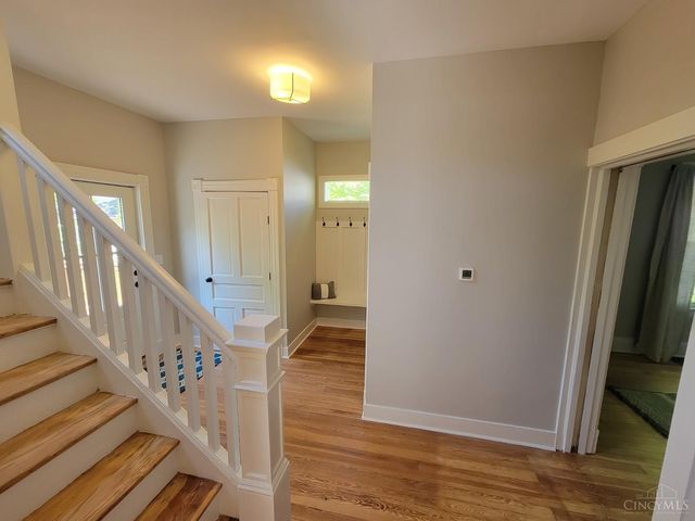 103 W Sharon Road, Glendale, OH 45246