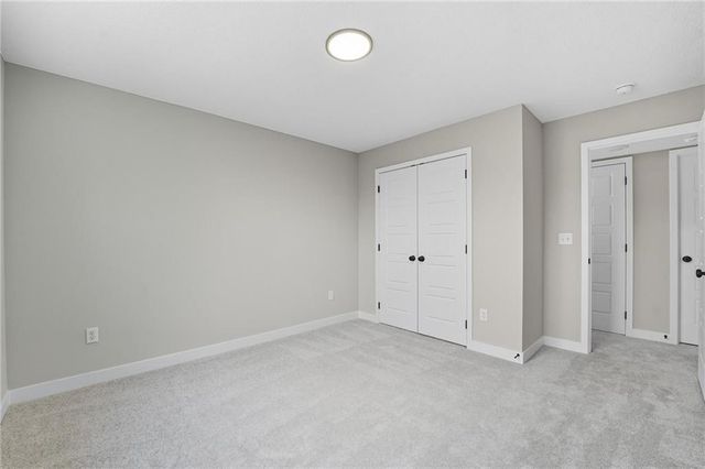 19713 W 195th Place, Spring Hill, KS 66083