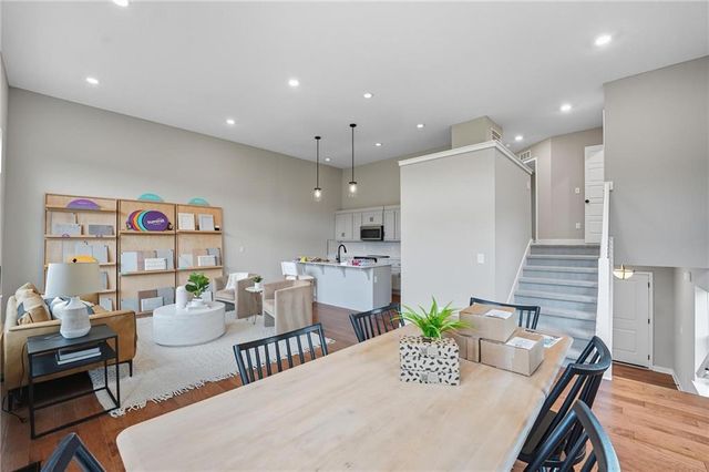 19713 W 195th Place, Spring Hill, KS 66083