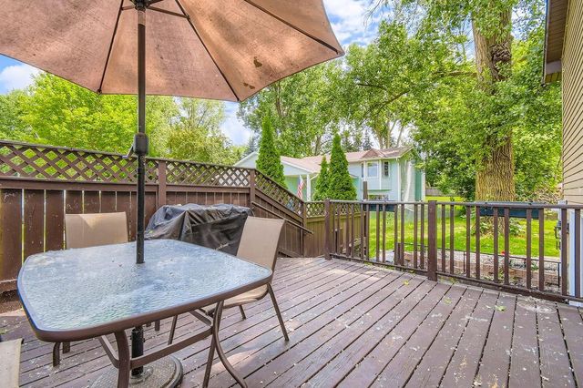 7236 Clear Ridge, Centerville, MN 55038