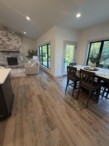 4195 HALF CROWN, De Pere, WI 54115