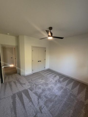 4195 HALF CROWN, De Pere, WI 54115