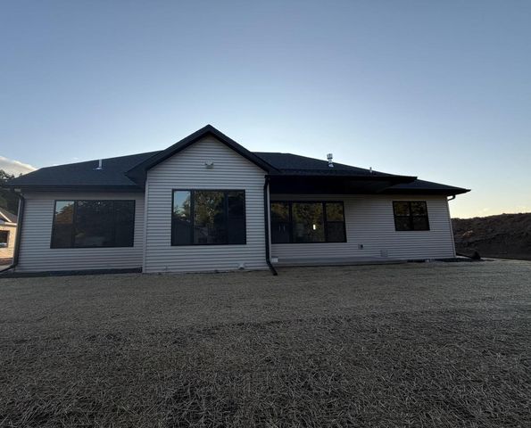 4195 HALF CROWN, De Pere, WI 54115