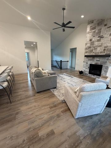 4195 HALF CROWN, De Pere, WI 54115