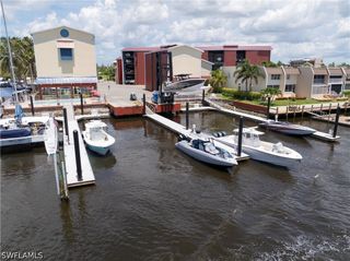 750 RIVER POINT B3-07 DR, Naples, FL 34102