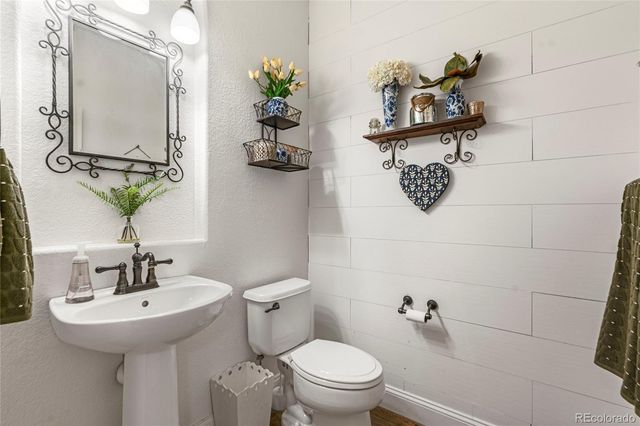 7260 Sapphire Pointe Boulevard, Castle Rock, CO 80108