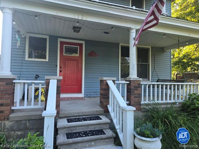 1125 S Long Lake Boulevard, Lake Orion, MI 48362