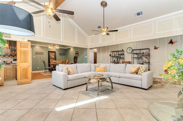 1503 W Westhill Drive, Cleburne, TX 76033