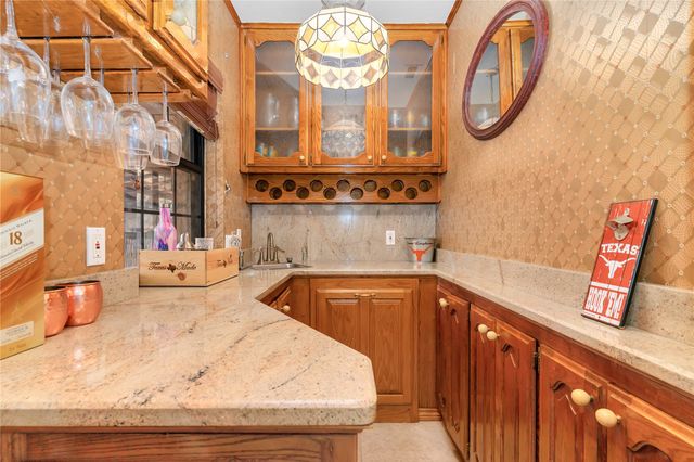 1503 W Westhill Drive, Cleburne, TX 76033