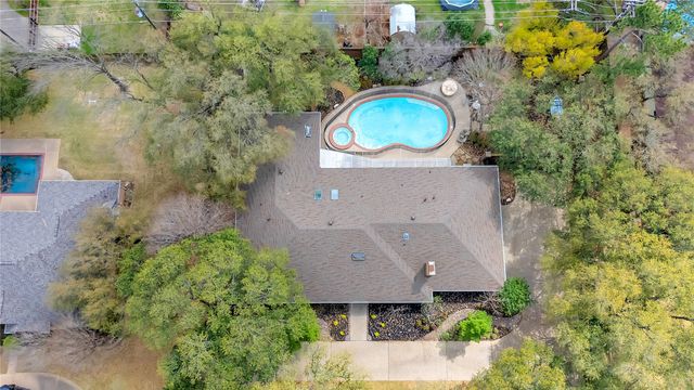 1503 W Westhill Drive, Cleburne, TX 76033
