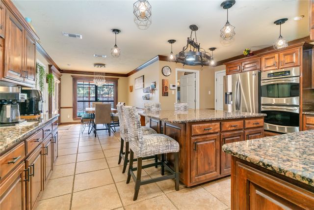 1503 W Westhill Drive, Cleburne, TX 76033