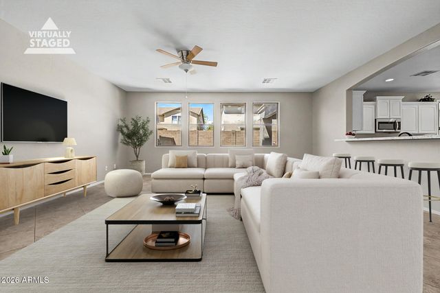7832 W Molly Drive, Peoria, AZ 85383