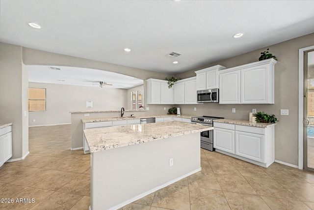 7832 W Molly Drive, Peoria, AZ 85383