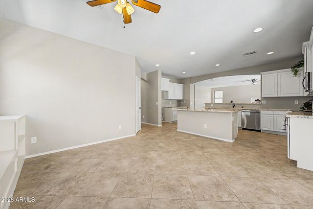 7832 W Molly Drive, Peoria, AZ 85383