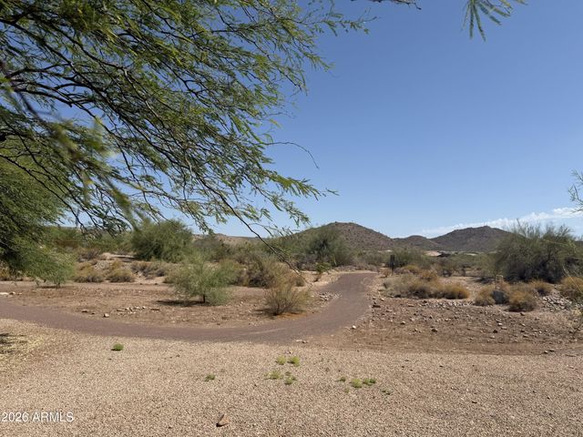 7832 W Molly Drive, Peoria, AZ 85383