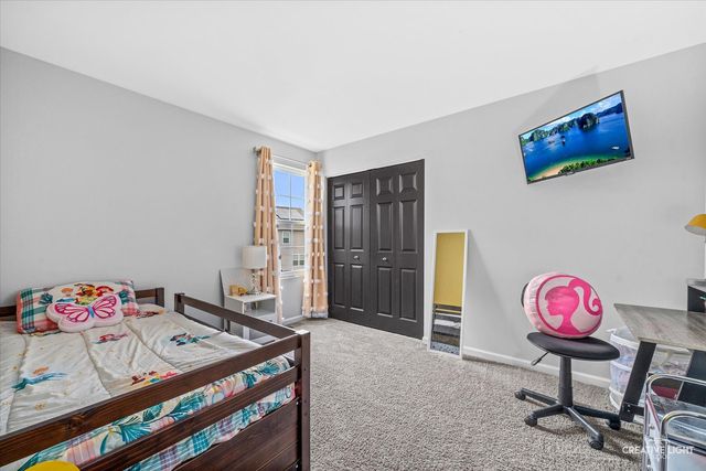 3408 Silver Falls Court, Joliet, IL 60431