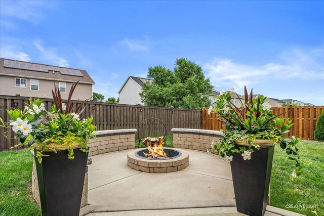 3408 Silver Falls Court, Joliet, IL 60431
