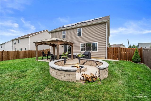 3408 Silver Falls Court, Joliet, IL 60431