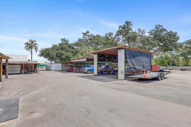 11309 E 92 HIGHWAY, Seffner, FL 33584