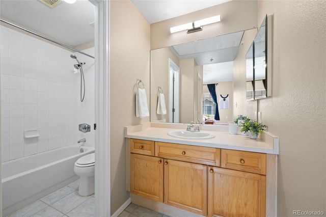 8422 S Upham Way G57, Littleton, CO 80128