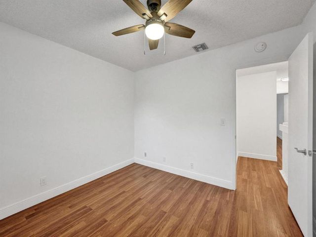 9845 RIVERSIDE Drive 8-28, Coral Springs, FL 33071