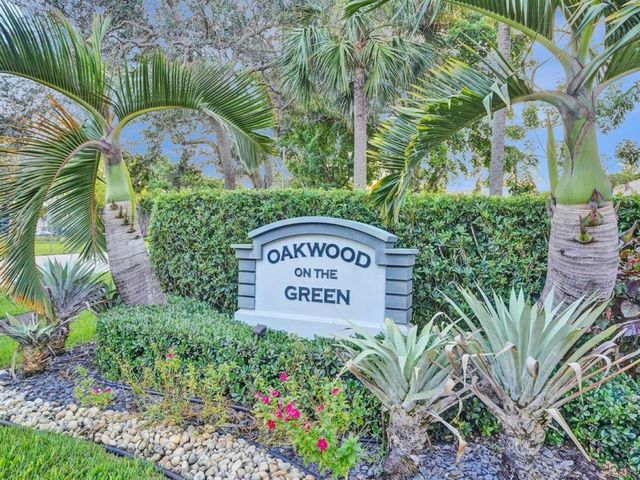9845 RIVERSIDE Drive 8-28, Coral Springs, FL 33071
